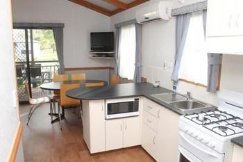 Big4 Swan Hill - Caravan Park - Accommodation BNB 8
