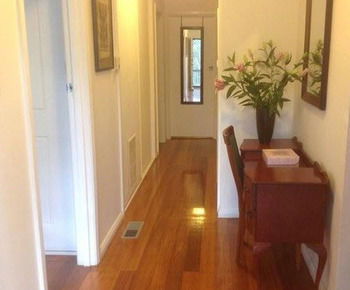 Eltham Retreat - Accommodation BNB 11