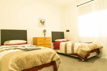 Hawthorn Holiday House - Accommodation BNB 10