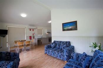 Budgewoi Holiday Park - Accommodation BNB 10