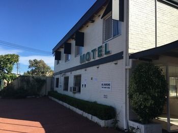 Westside Motor Inn - Accommodation BNB 12