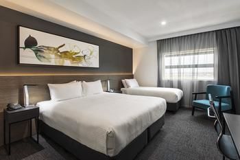 Best Western Plus Lake Kawana Hotel - Accommodation BNB 9