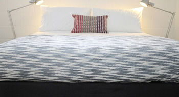 Apartment2c - Lennox 1 - Accommodation BNB 3