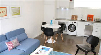 Apartment2c - Lennox 1 - Accommodation BNB 5