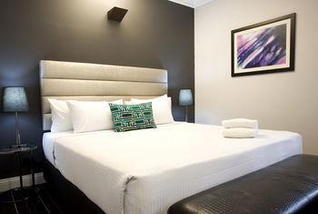 Hotel Challis - Accommodation BNB 21