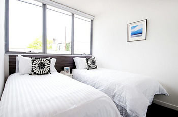 Position Perfect - Accommodation BNB 18