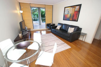 Homebush 57 Ben Furnished Apartment - Accommodation BNB 2