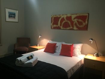 The Criterion Pub And Kitchen Carrington - Accommodation BNB 0