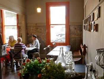 The Criterion Pub And Kitchen Carrington - Accommodation BNB 7