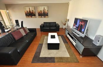 North Ryde 64 Cull Furnished Apartment - Accommodation BNB 8