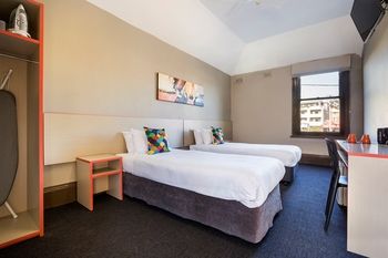 The Granville Hotel - Accommodation BNB 12