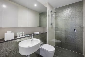 Meriton Serviced Apartments North Sydney - Accommodation BNB 5