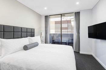 Meriton Serviced Apartments North Sydney - Accommodation BNB 10