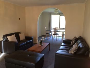 Australian Home Away At East Doncaster - Accommodation BNB 17