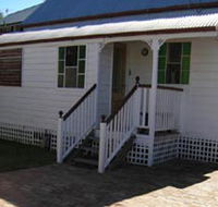 A Pine Cottage - Accommodation BNB