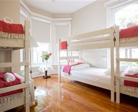 Montacute Boutique Bunkhouse - Accommodation BNB 1