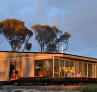 Sawyers Bay Shacks - Accommodation BNB