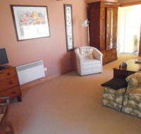John and Eva Selles Studio Apartment - Accommodation BNB
