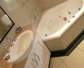 Graham Apartments - Accommodation BNB 4