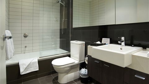 Amity Apartment Hotels - Accommodation BNB 5