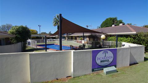 Jacaranda Motel & Holiday Units - Accommodation BNB 2