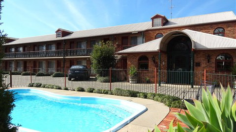 Hermitage Motor Inn - Accommodation BNB 3