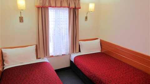 Hermitage Motor Inn - Accommodation BNB 7