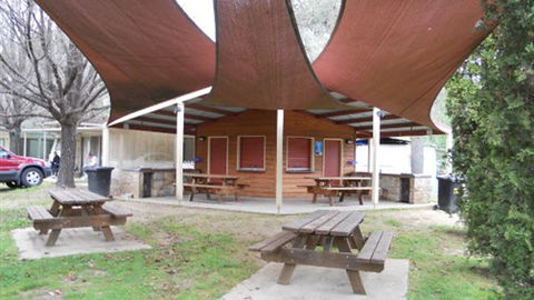 NRMA Bright Holiday Park - Accommodation BNB 2