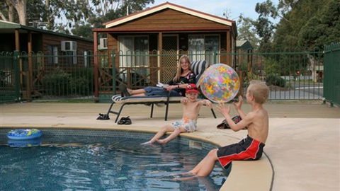 Lake Fyans Holiday Park - Accommodation BNB 0