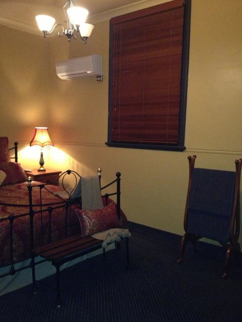 Church House B&B Gundagai - Accommodation BNB 12