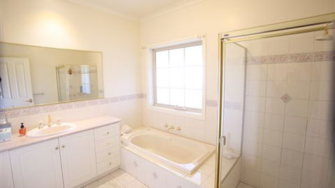 Farm Accommodation - Accommodation BNB 7