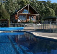Karoonda Olive Grove Retreat at Mt Buffalo Olives - Accommodation BNB