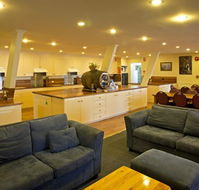 Alpha Ski Lodge - Accommodation BNB