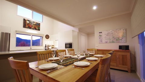 Cadence At Bright - Accommodation BNB 2