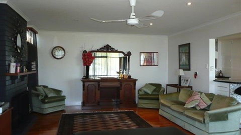Lakeviews On Lang - Accommodation BNB 5