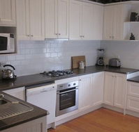 Abaleen House - Accommodation BNB