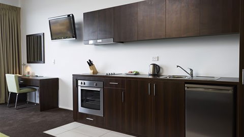 Mercure Melbourne Caroline Springs - Accommodation BNB 1