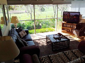Away To Relax Massage Getaways At Welcome Springs B&B Retreat - Accommodation BNB 2