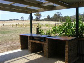 Breakaway Farmstay - Accommodation BNB 2