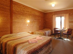 Mud Hut Motel - Accommodation BNB 1