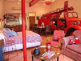 The Fire Station Inn - Fire Engine Suite - Accommodation BNB 2