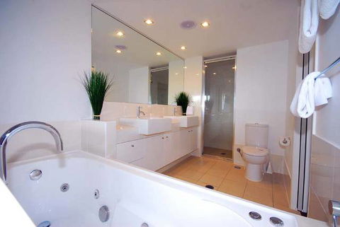 Beaches On Lammermoor Apartments - Accommodation BNB 2