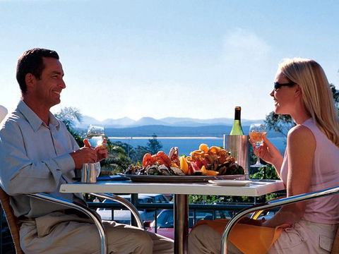 Boathouse Resort Tea Gardens - Accommodation BNB 2