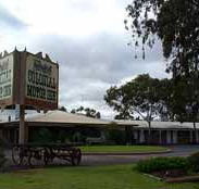 Colonial Motor Inn - Accommodation BNB