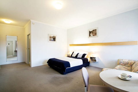 Comfort Inn & Suites King Avenue - Accommodation BNB 7
