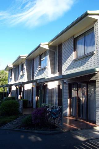 Davey Place Holiday Town Houses - Accommodation BNB 0