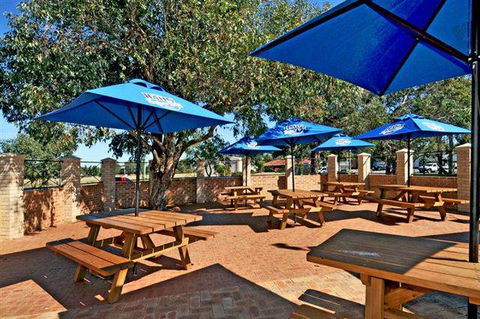 Drakesbrook Hotel - Accommodation BNB 1