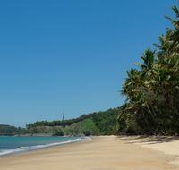 Ellis Beach Oceanfront Bungalows  Caravan Pk - Accommodation BNB