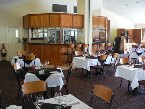 Emerald Explorers Inn - Accommodation BNB 5