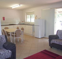 Golden Chain Margaret River Country Cottages - Accommodation BNB